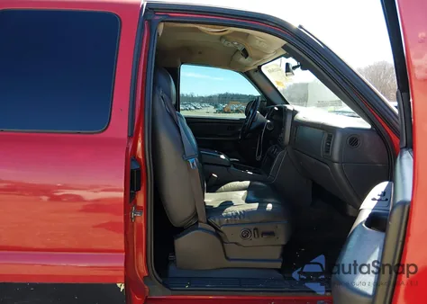 2005 Chevrolet Silverado 1500 Lt z USA, uszkodzony, nr VIN 1GCEK19Z45Z227055